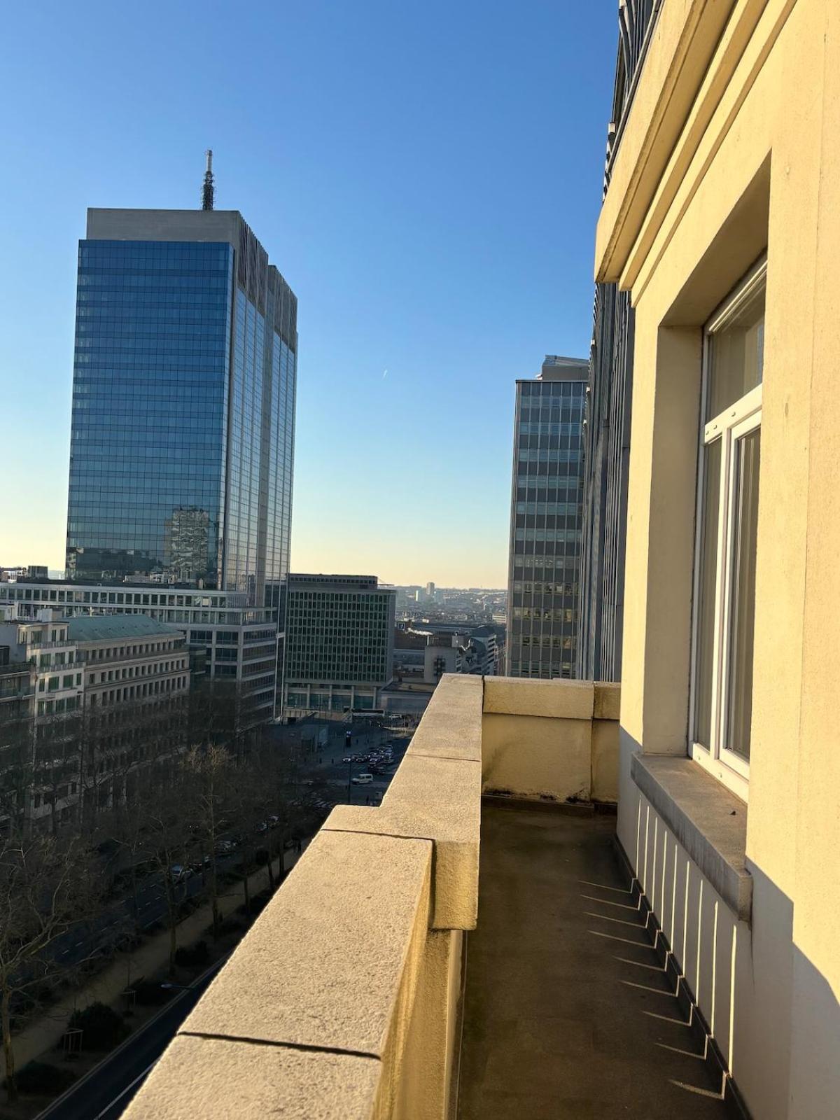 Appartement Lovely Loft In Panoramic View! Brussel